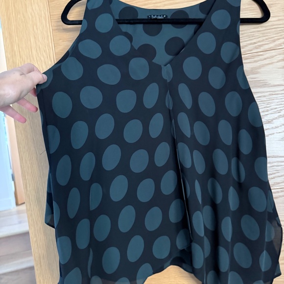 Theory silk layered top - Picture 2 of 4